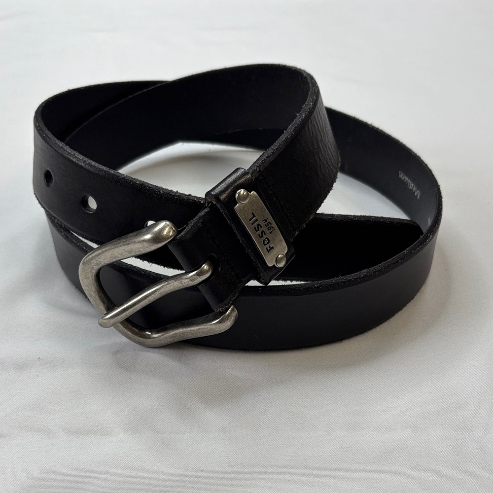 Fossil Men's Black Leather Belt with Silver Buckle